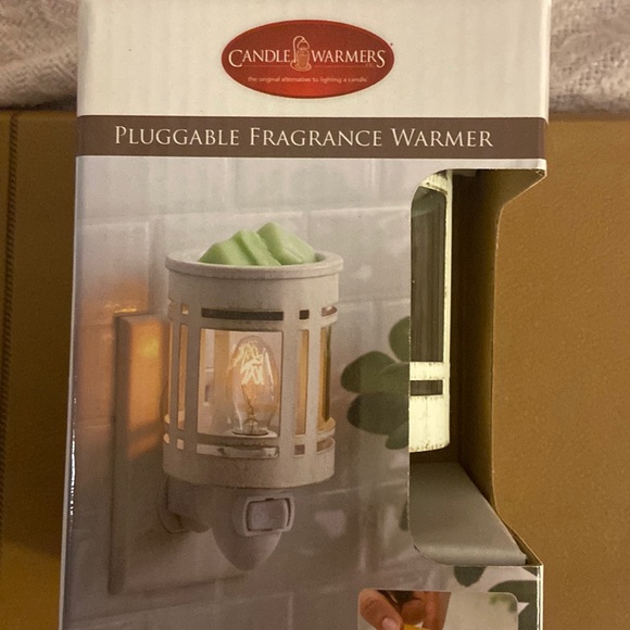 candle warmers Other - Candle Warmers plug in fragrance warmer